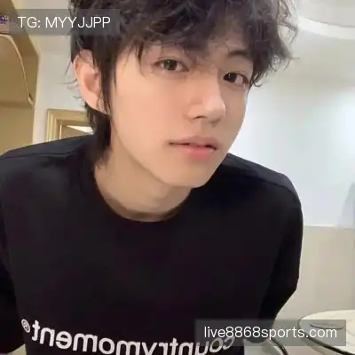 石珺胡